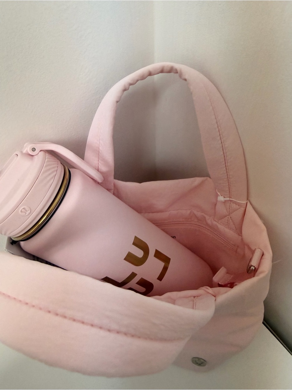 Lululemon Pink Small Tote Bag & Matching Water Bottle Set – New With Tags
